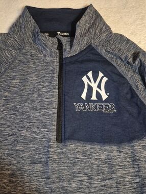 Fanatics Men's New York Yankees Navy Heather Quarter-Zip Pullover